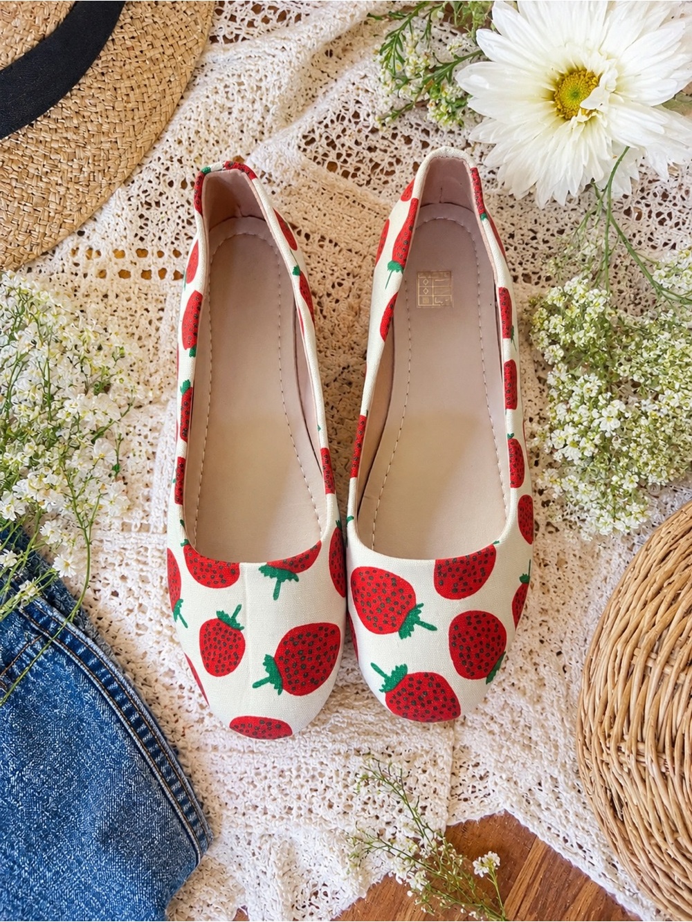 Strawberry Print Ballet Flats Cream Red Canvas Slip On Shoes Cottagecore 41/8.5